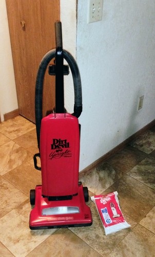 Vintage dirt devil - dirt, 8101